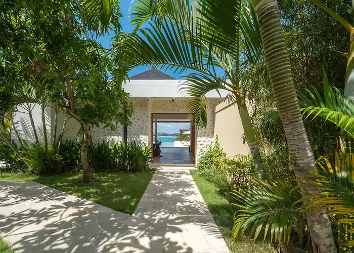 Private Oceanfront Kingfisher - 20m Infinity Pool Villa
